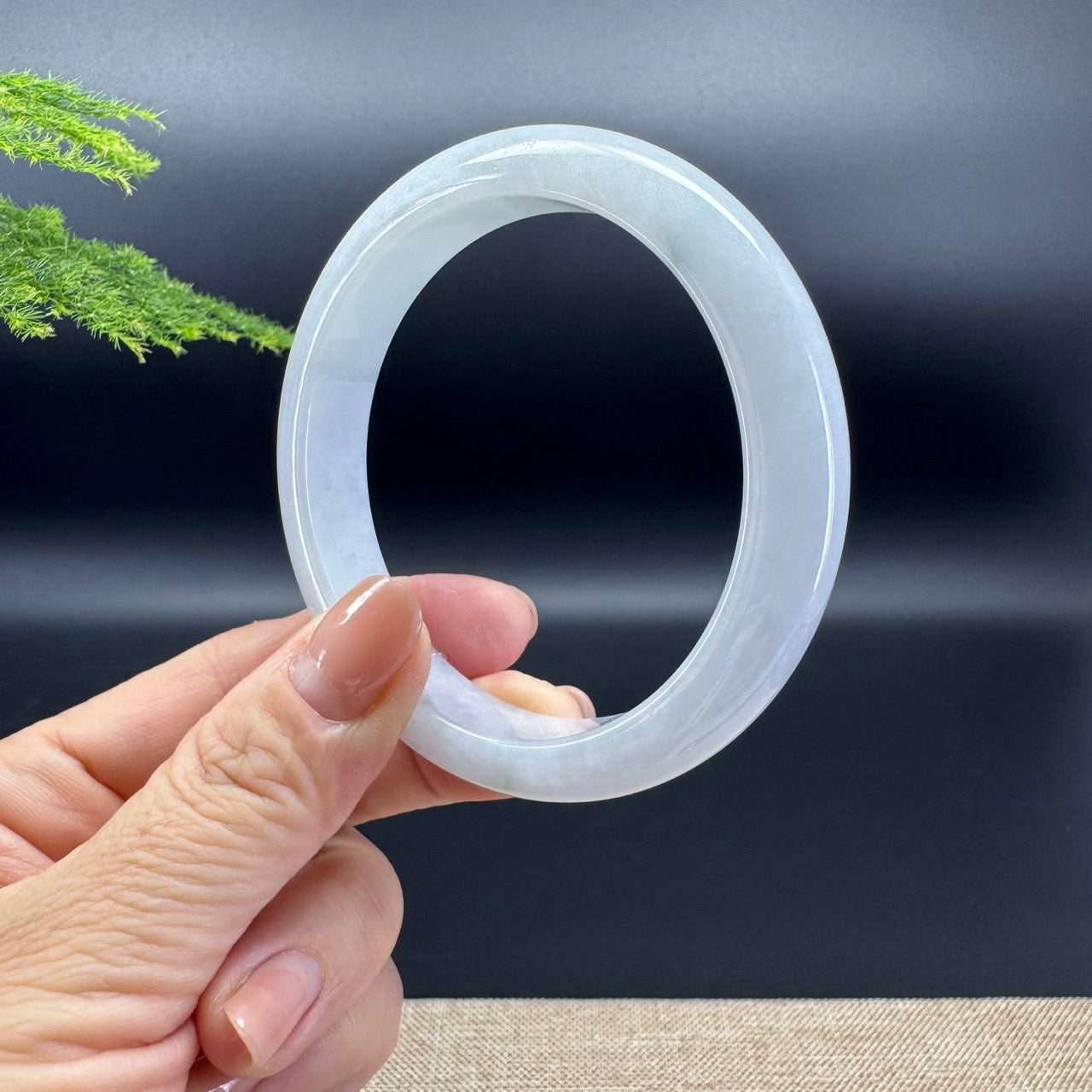 Genuine Burmese Green Jade Jadeite Bangle Bracelet ( 59mm )