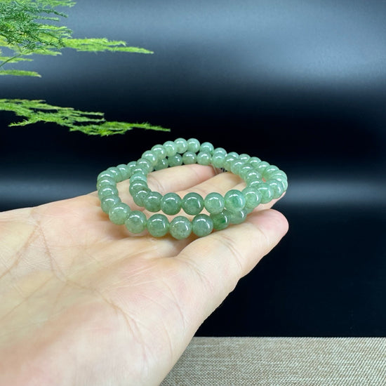 Natural Jadeite Jade  Round light Green Beads Bracelet ( 6.5mm )