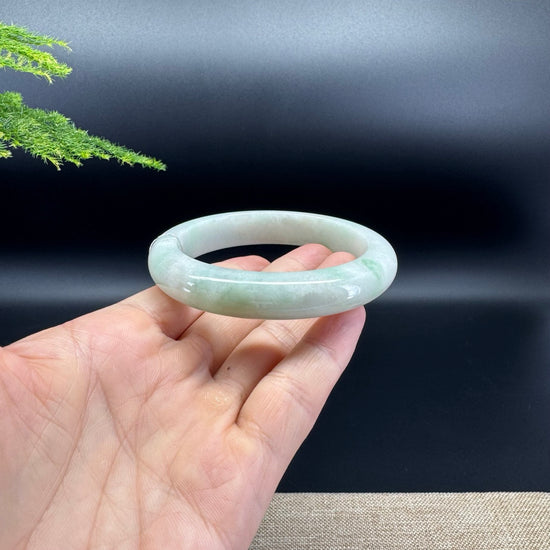 Genuine Burmese Green Jade Jadeite Bangle Bracelet ( 59.1mm )