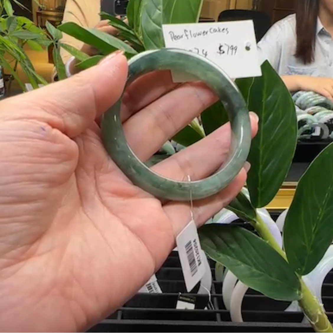 Live "Natural Green Jadeite Jade Bangle" (Live Pick) (08/09/25)
