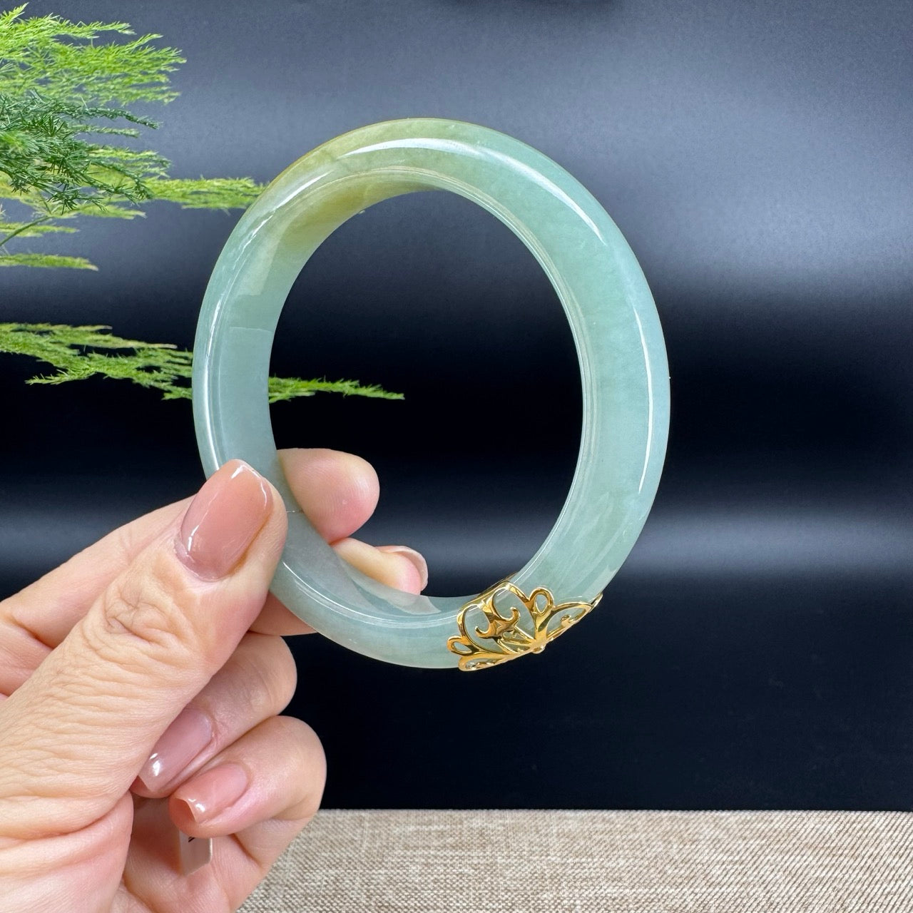 Genuine Burmese Green Jade Jadeite Bangle Bracelet ( 58mm )