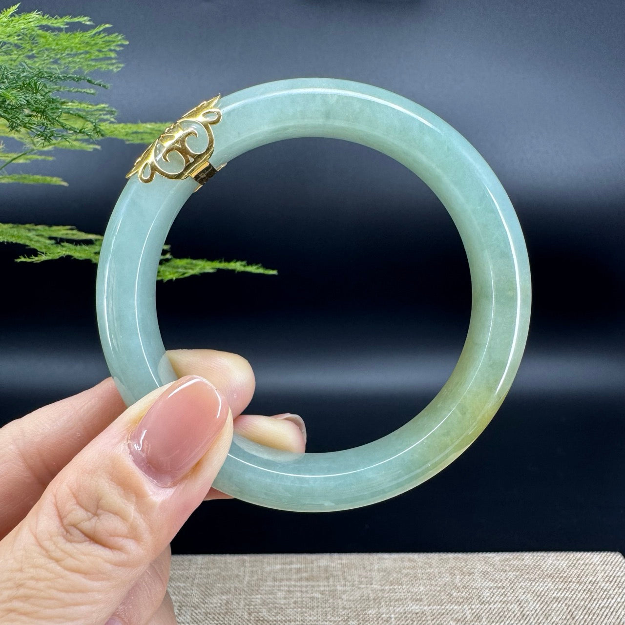 Genuine Burmese Green Jade Jadeite Bangle Bracelet ( 58mm )