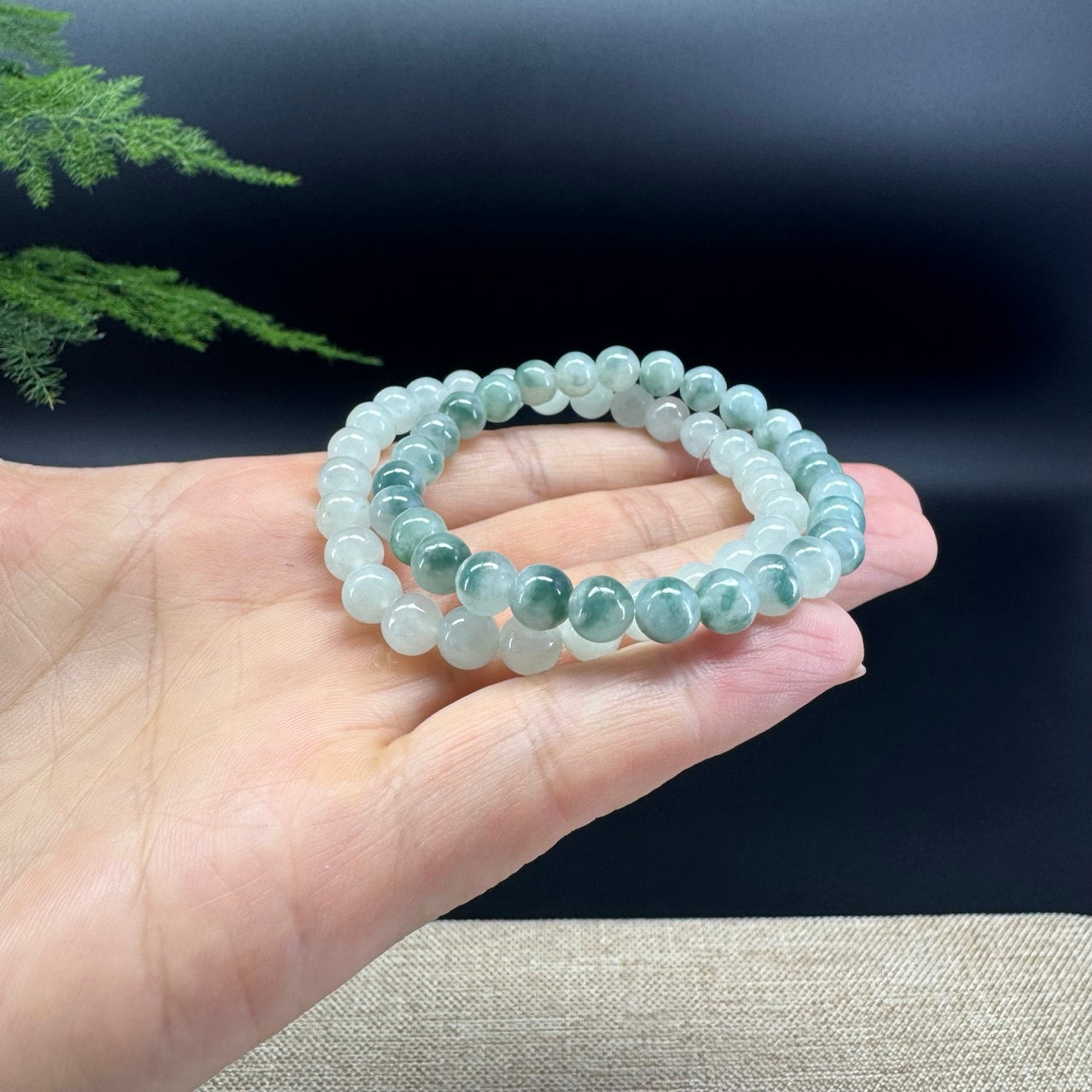 Natural Jadeite Jade  Round Icy Green Beads Bracelet ( 6.6mm )