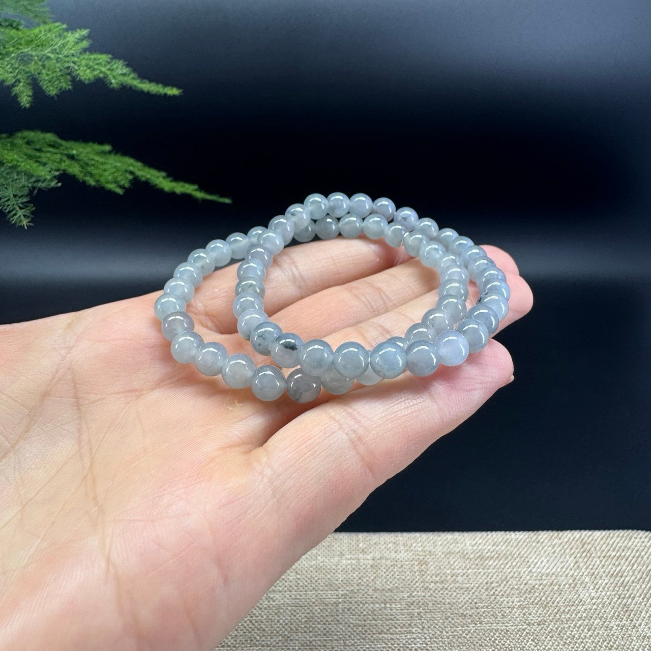 Natural Jadeite Jade Round Lavender Wuji Beads Bracelet (6mm)