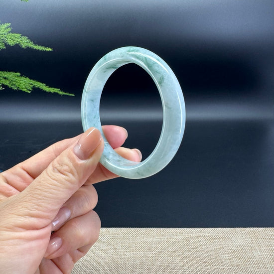 Genuine Burmese Green Jade Jadeite Bangle Bracelet ( 52.5mm )