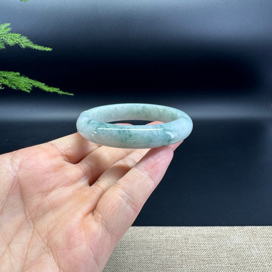 Genuine Burmese Green Jade Jadeite Bangle Bracelet ( 52.5mm )