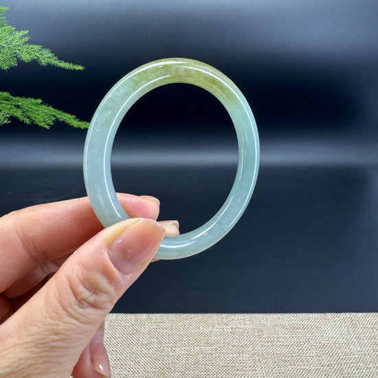 Genuine Burmese Green Jade Jadeite Bangle Bracelet ( 52.5mm )