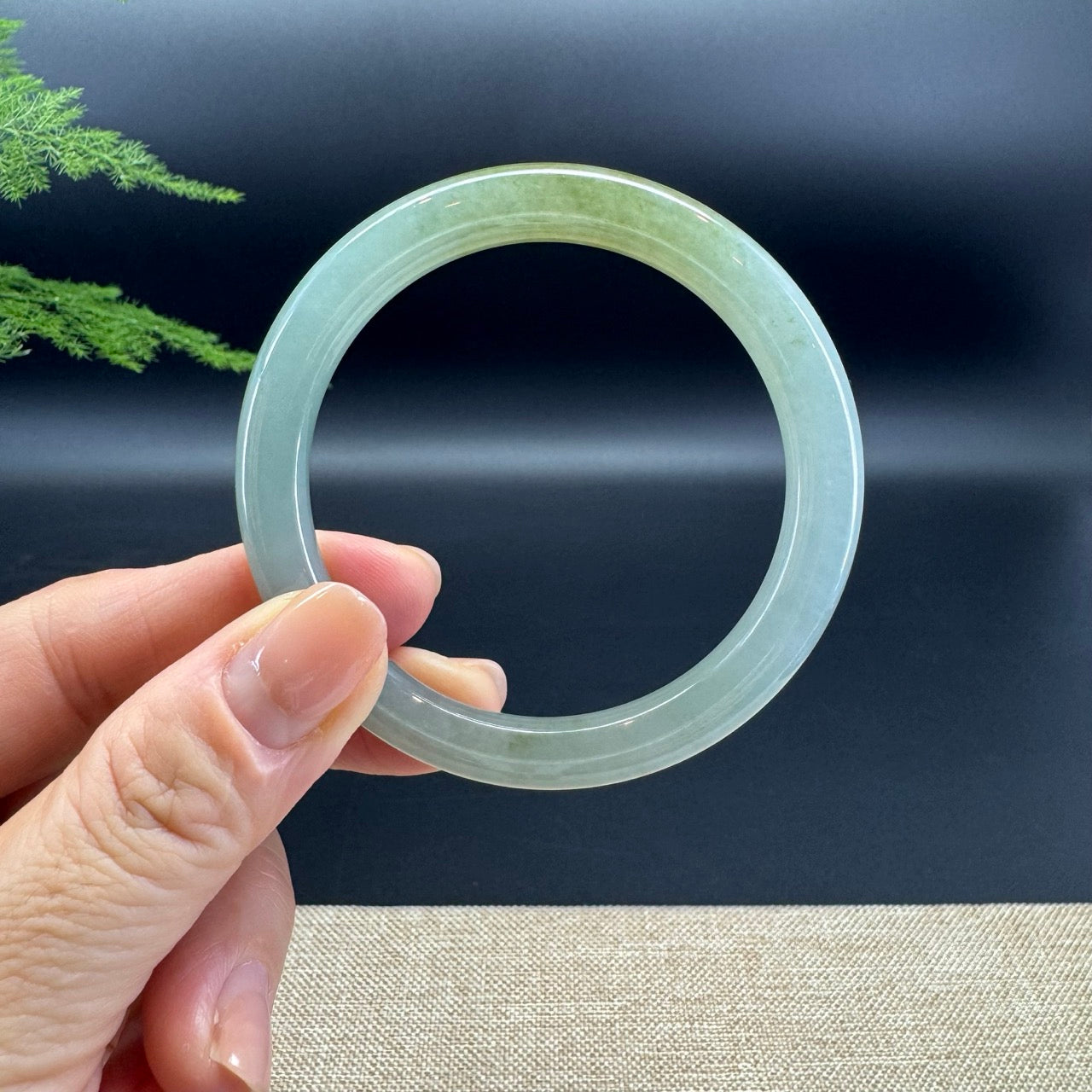 Genuine Burmese Green Jade Jadeite Bangle Bracelet ( 52.5mm )