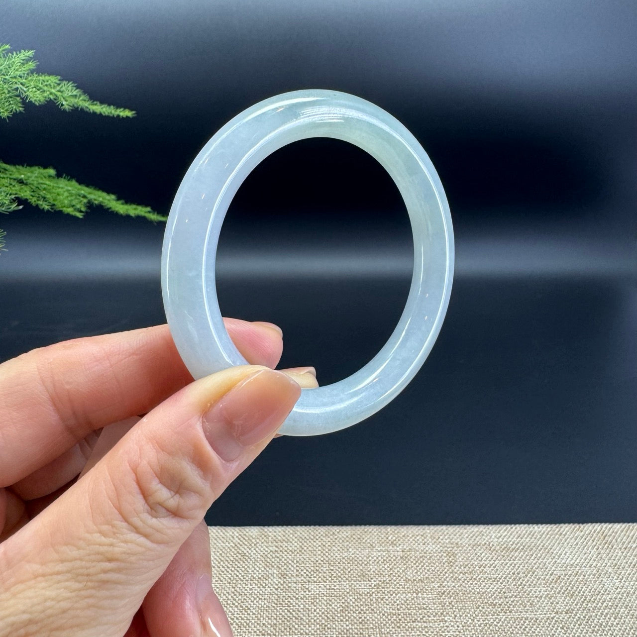 Genuine Burmese Green Jade Jadeite Bangle Bracelet ( 51.3mm )