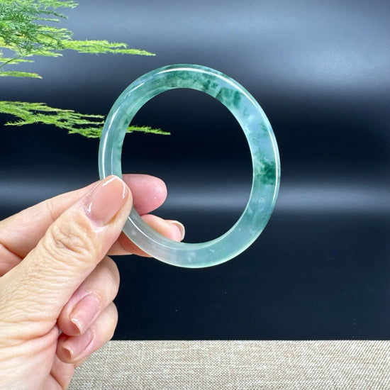 Genuine Burmese Oil Green Jade Jadeite Bangle Bracelet ( 52mm )