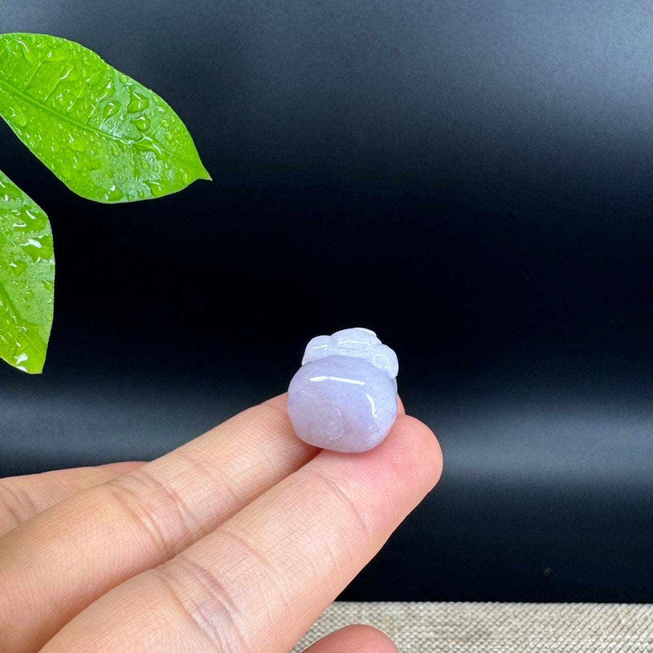 18K Yellow Gold Genuine Icy Lavender Jadeite Jade Lucky Pig Pendant Necklace