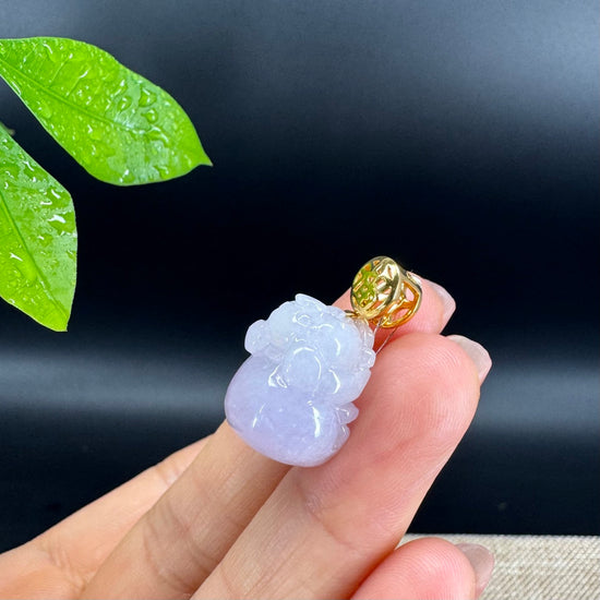 18K Yellow Gold Genuine Icy Lavender Jadeite Jade Lucky Pig Pendant Necklace