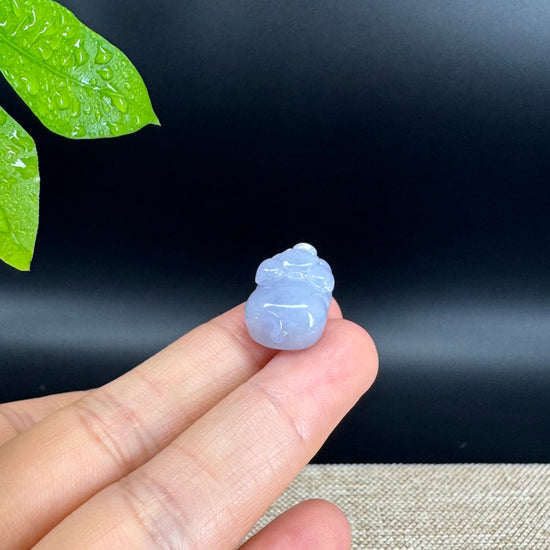 18K Yellow Gold Genuine Icy Lavender Jadeite Jade Lucky Pig Pendant Necklace