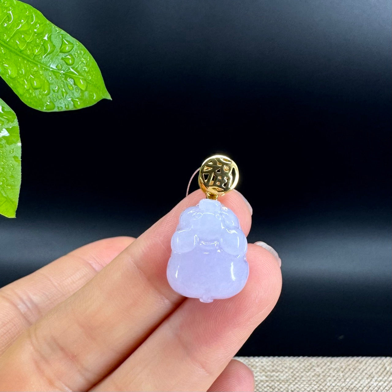 18K Yellow Gold Genuine Icy Lavender Jadeite Jade Lucky Pig Pendant Necklace