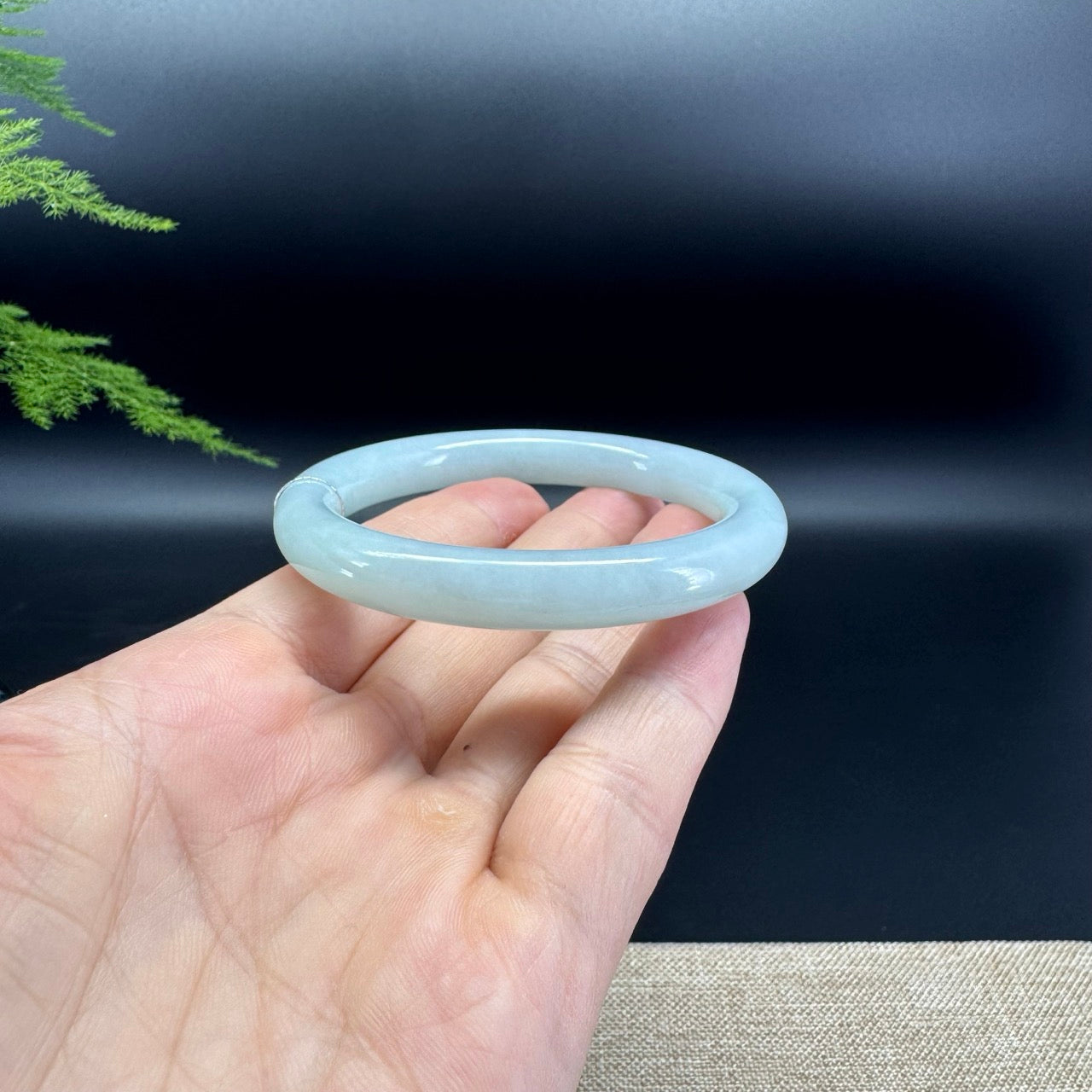 Genuine Burmese Apple Green Jade Jadeite Bangle Bracelet (53.9mm)