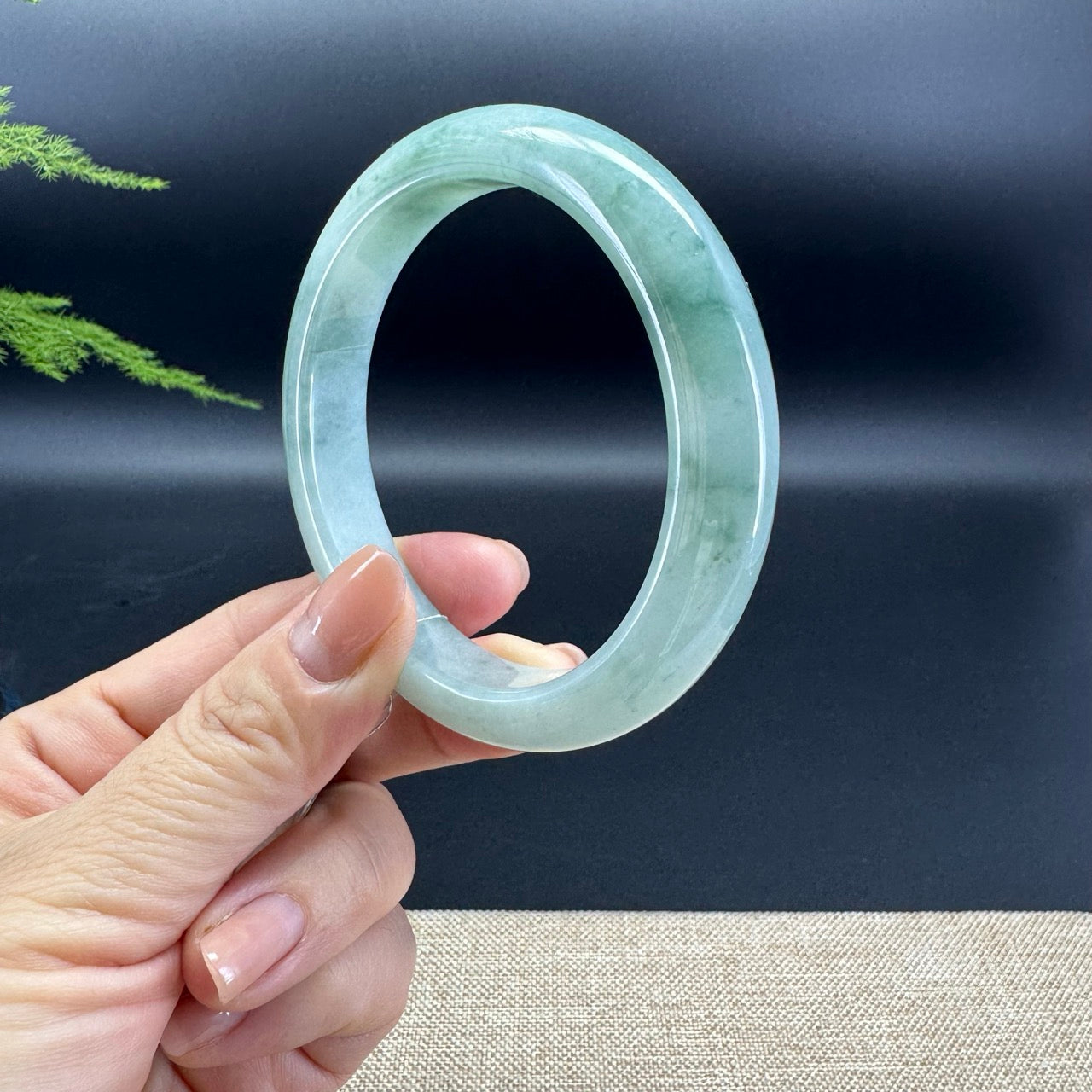 Genuine Burmese Green Jade Jadeite Bangle Bracelet ( 60.7mm )
