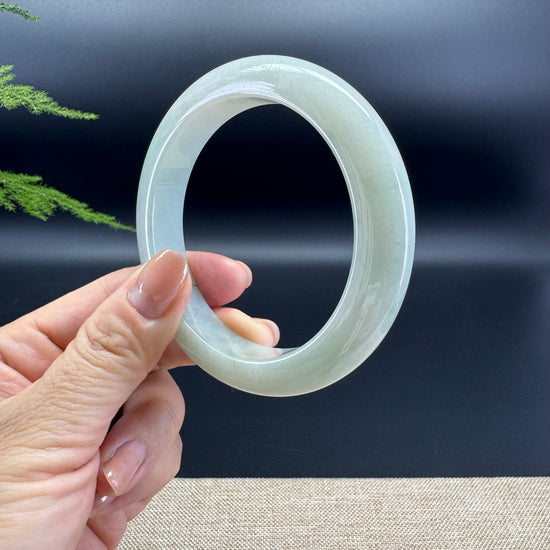 Genuine Burmese Apple Green Jade Jadeite Bangle Bracelet ( 60.5mm )