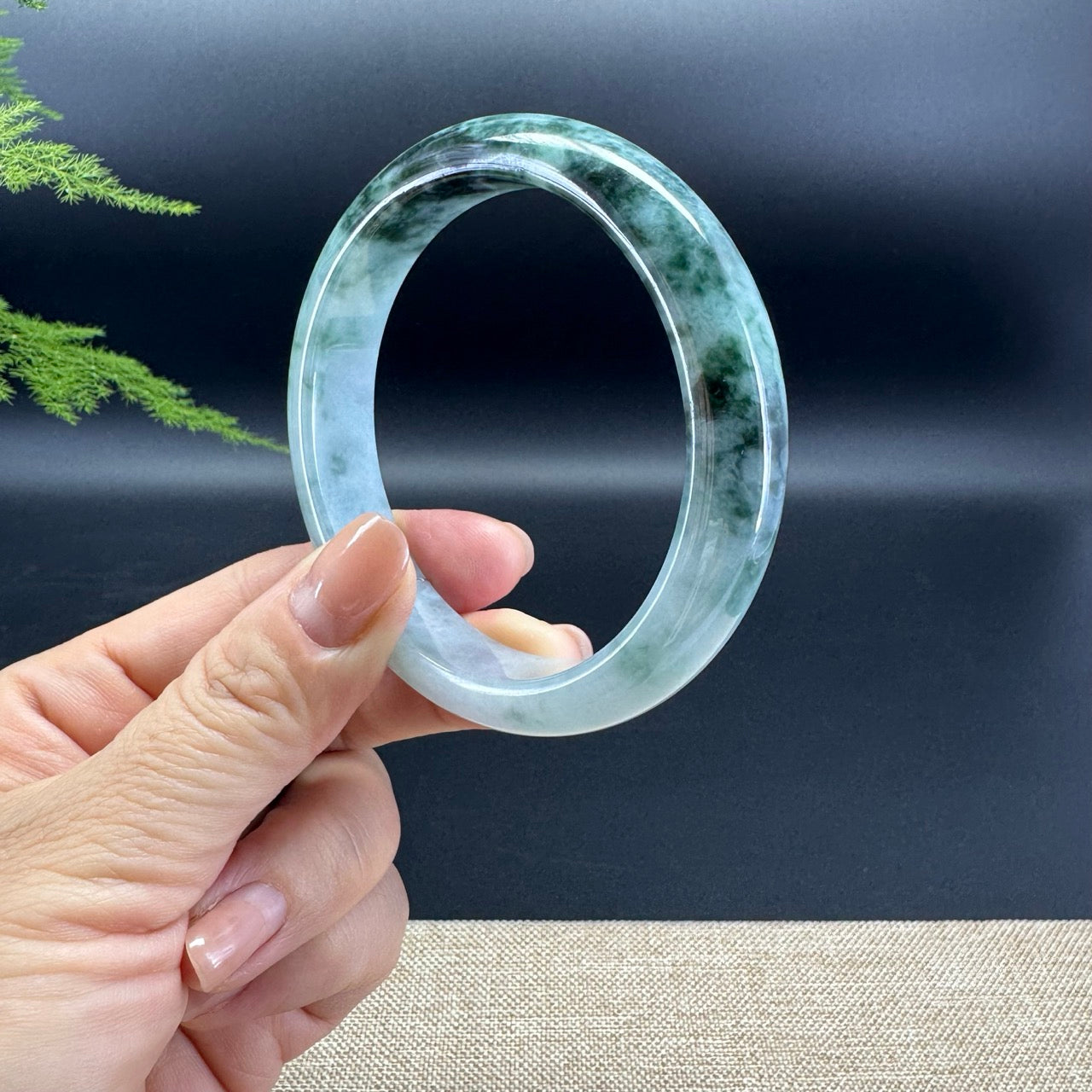 Genuine Burmese Green Jade Jadeite Bangle Bracelet ( 60.1mm )