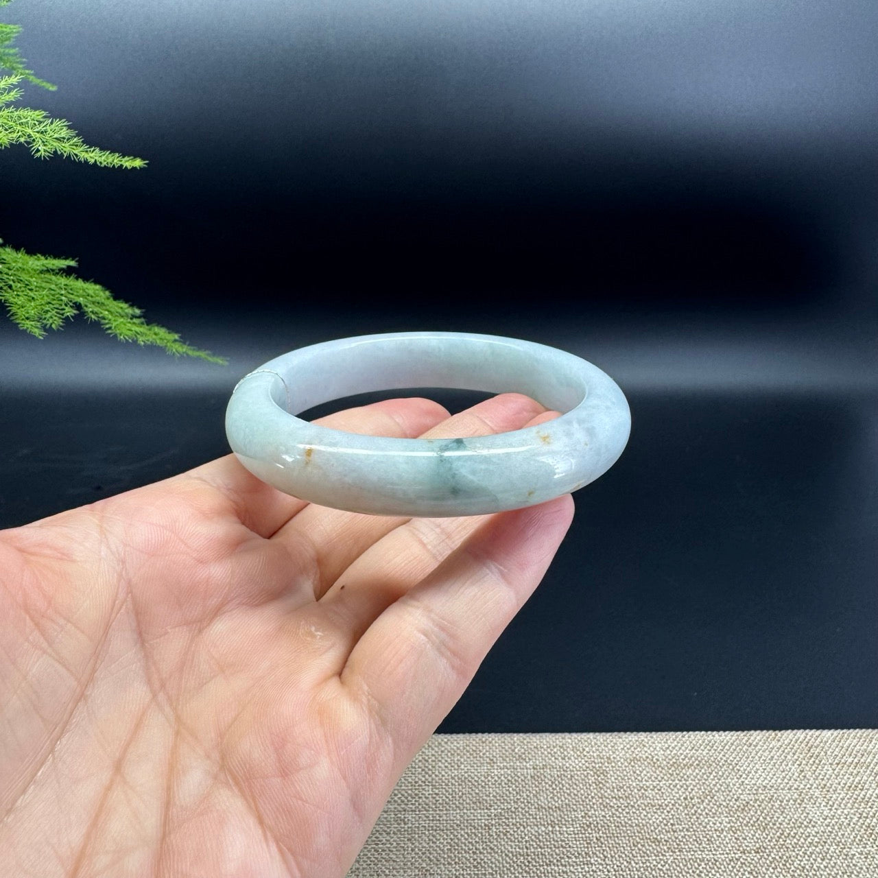 Genuine Burmese Green Jade Jadeite Bangle Bracelet ( 60.5mm )
