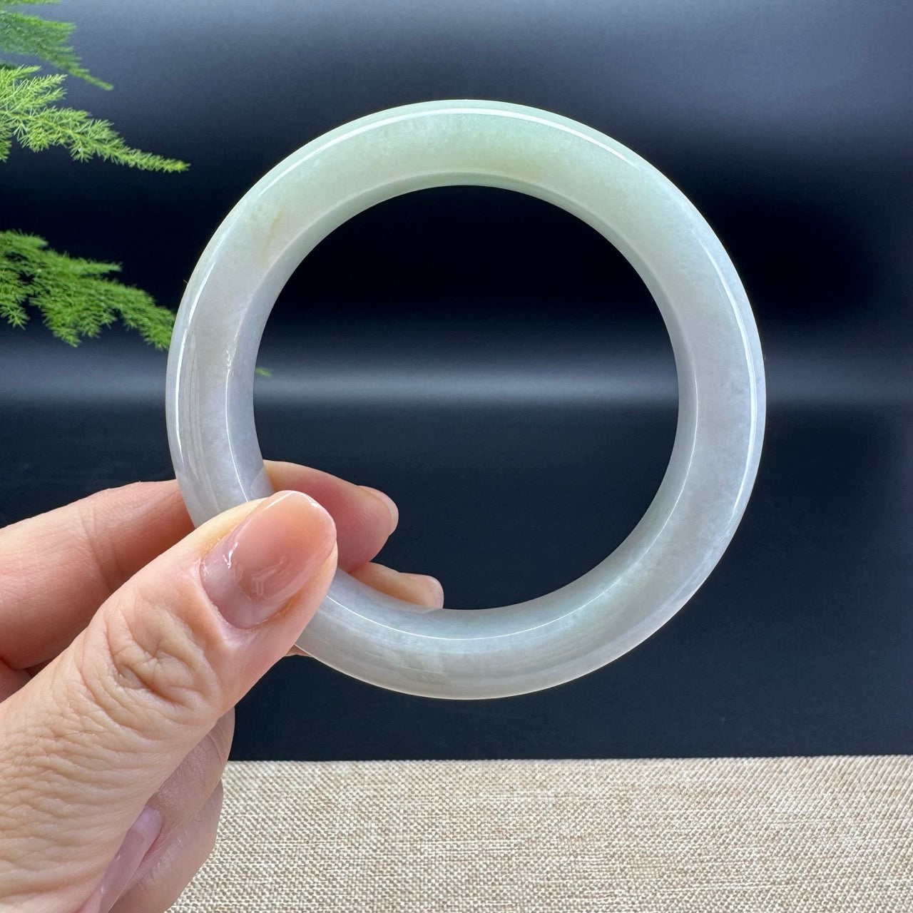 Genuine Burmese Apple Green Jade Jadeite Bangle Bracelet ( 60mm )