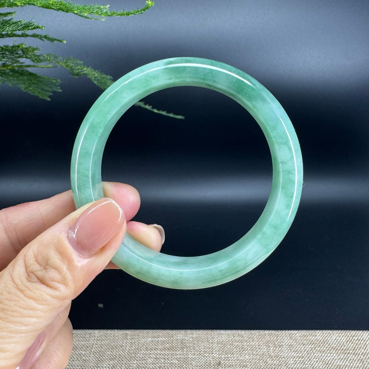 Genuine Burmese Apple Green Jade Jadeite Bangle Bracelet ( 57.1mm )