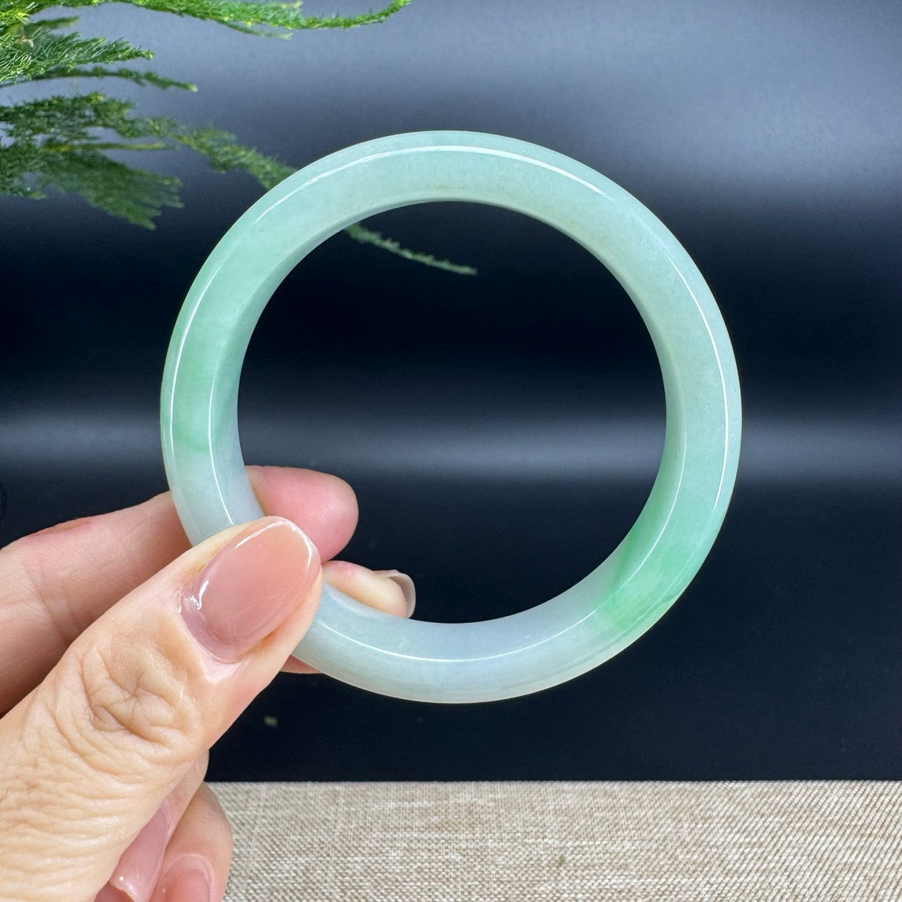 Genuine Burmese Apple Green Jade Jadeite Bangle Bracelet ( 57.5mm )