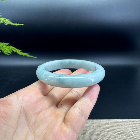 Genuine Burmese Green Jade Jadeite Bangle Bracelet ( 61.9mm )