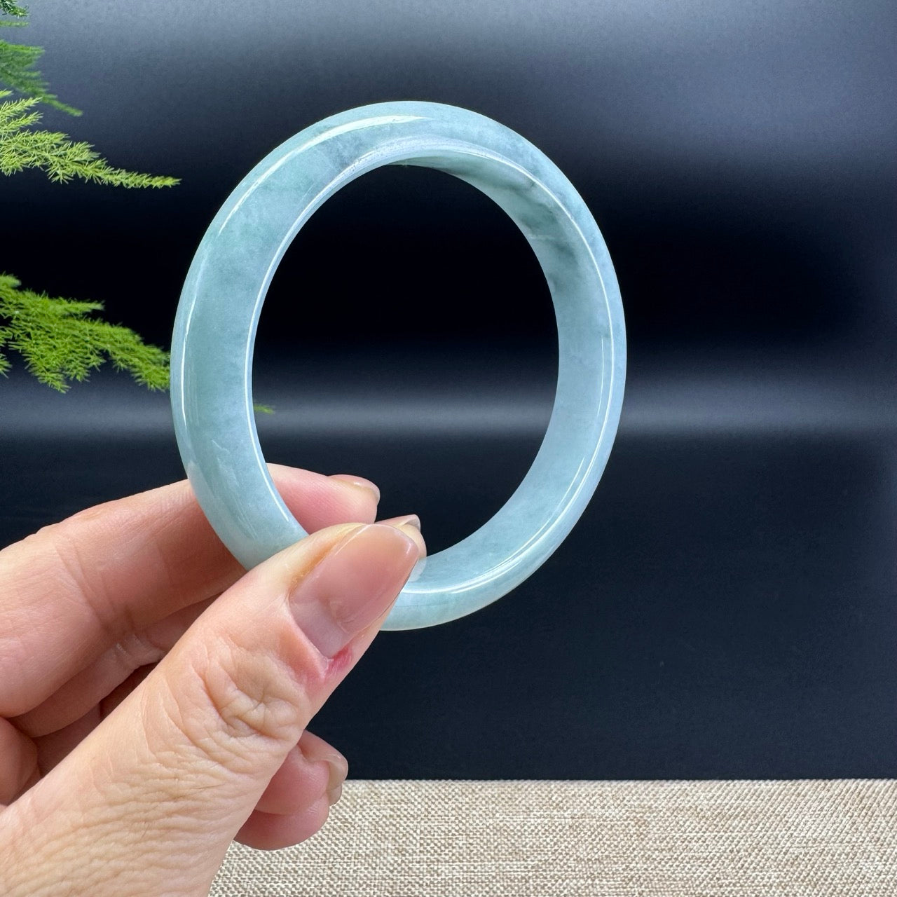 Genuine Burmese Green Jade Jadeite Bangle Bracelet ( 61.4mm )