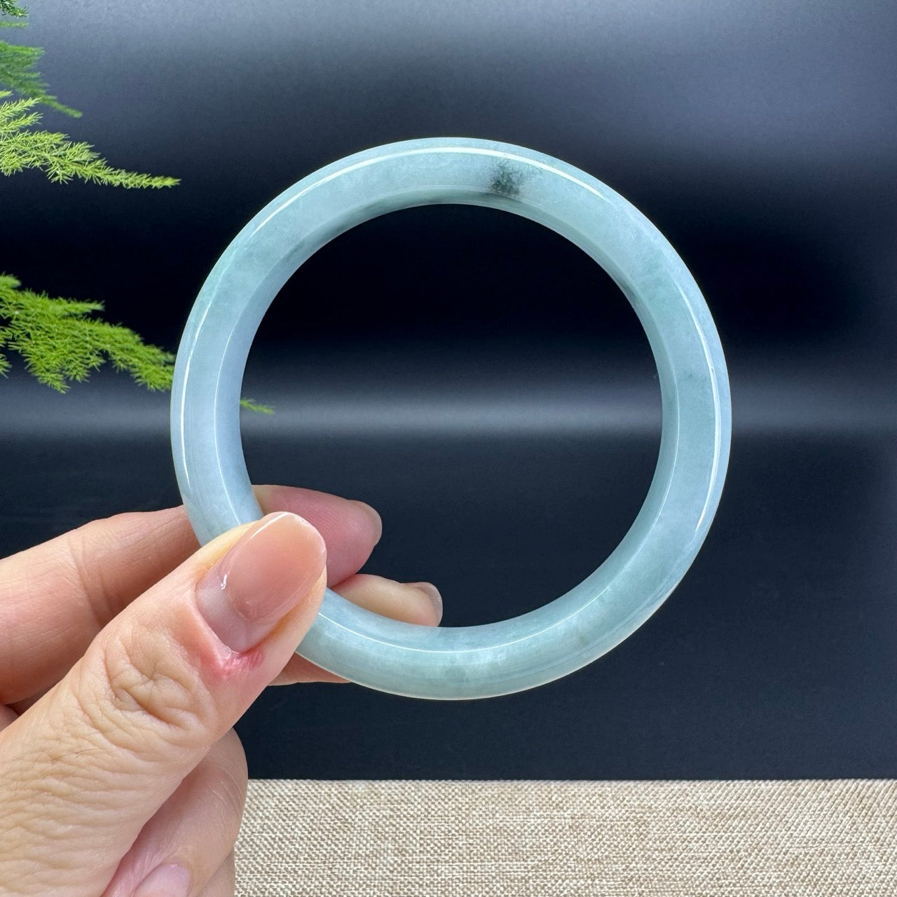 Genuine Burmese Green Jade Jadeite Bangle Bracelet ( 61.4mm )