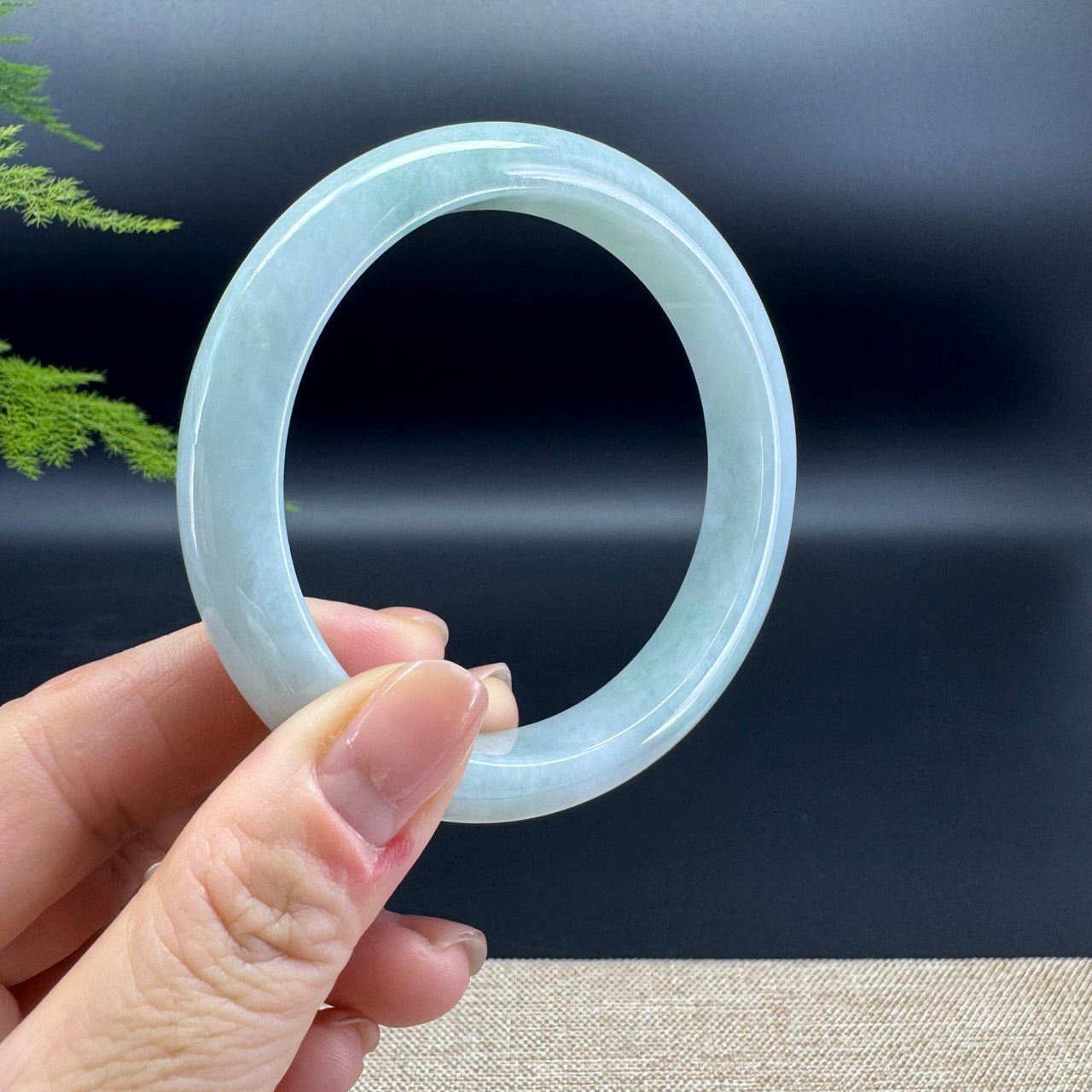 Genuine Burmese Green Jade Jadeite Bangle Bracelet ( 61.8mm )