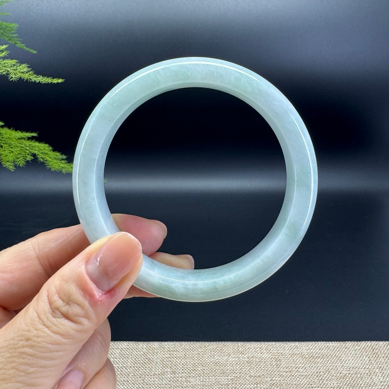 Genuine Burmese Green Jade Jadeite Bangle Bracelet ( 61.8mm )