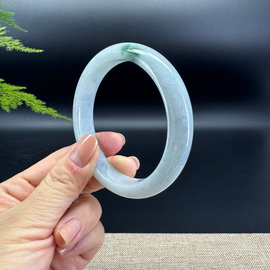 Genuine Burmese Green Jade Jadeite Bangle Bracelet ( 61.5mm )
