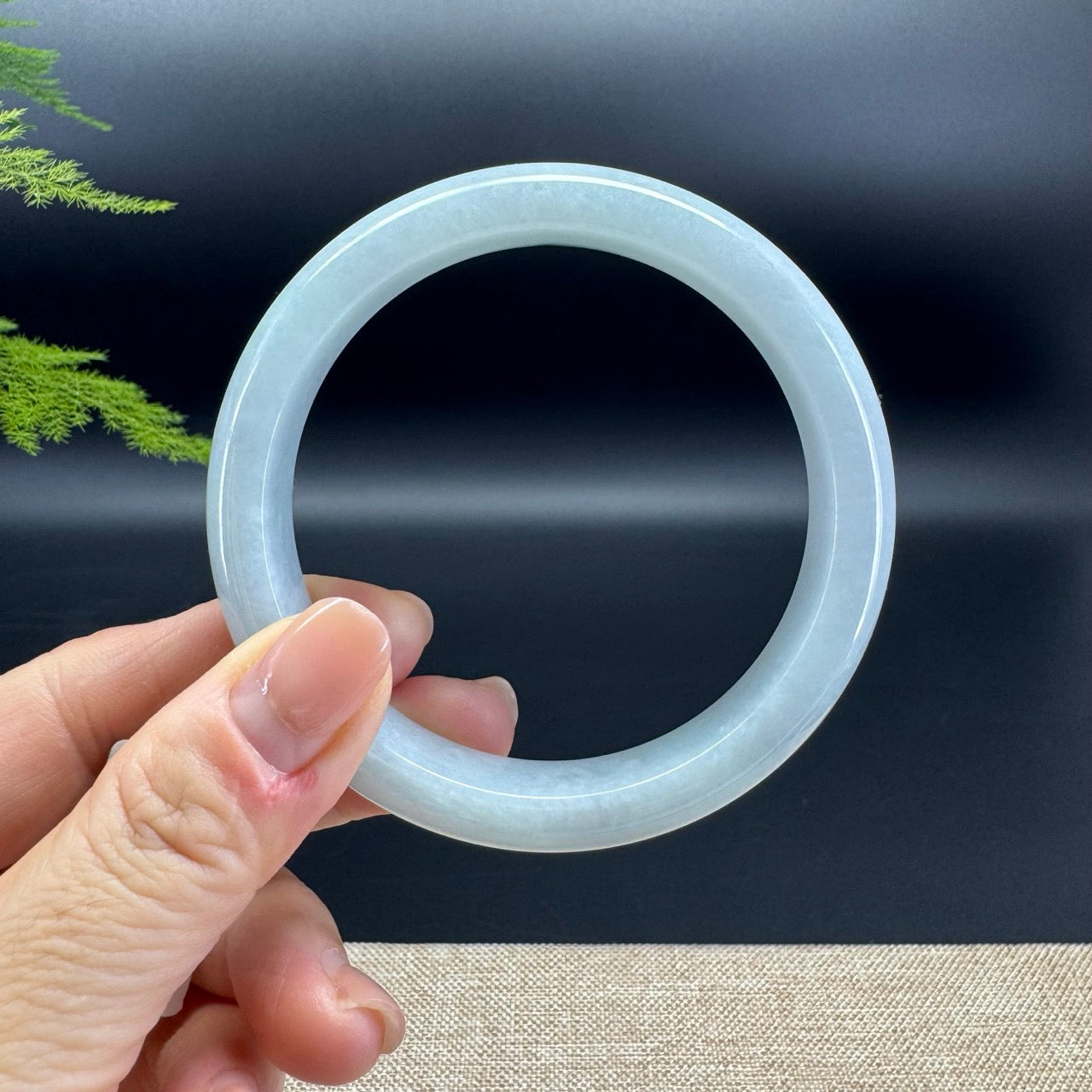 Genuine Burmese Green Jade Jadeite Bangle Bracelet ( 61.5mm )