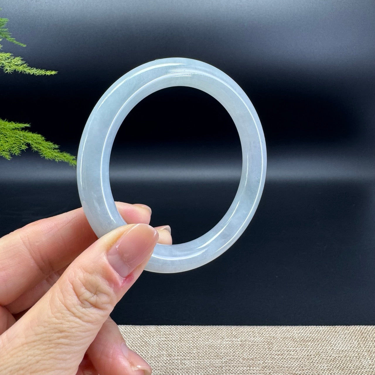 Genuine Burmese Green Jade Jadeite Bangle Bracelet ( 61mm )