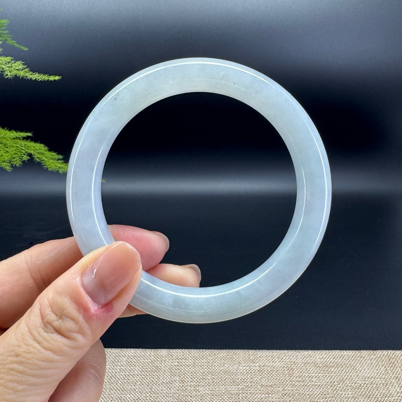 Genuine Burmese Green Jade Jadeite Bangle Bracelet ( 61mm )