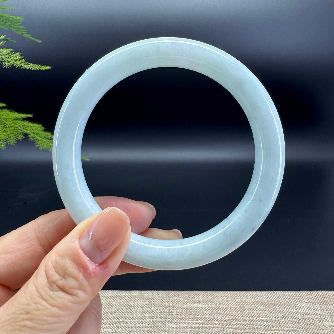 Genuine Burmese Apple Green Jade Jadeite Bangle Bracelet ( 61.6mm )