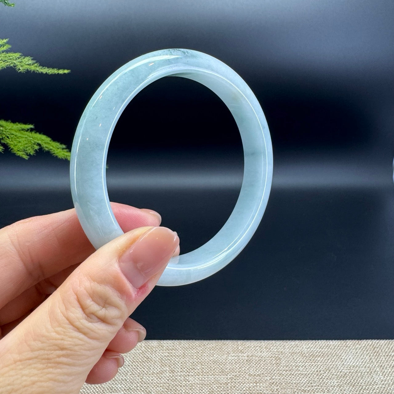 Genuine Burmese Green Jade Jadeite Bangle Bracelet ( 62.2mm )