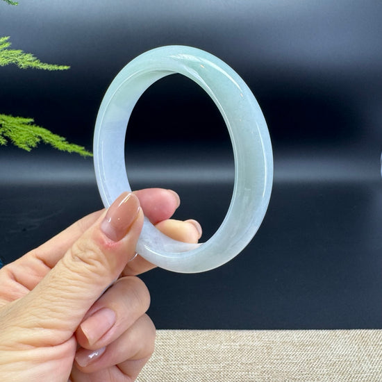 Genuine Burmese Green Jade Jadeite Bangle Bracelet ( 62.1mm )