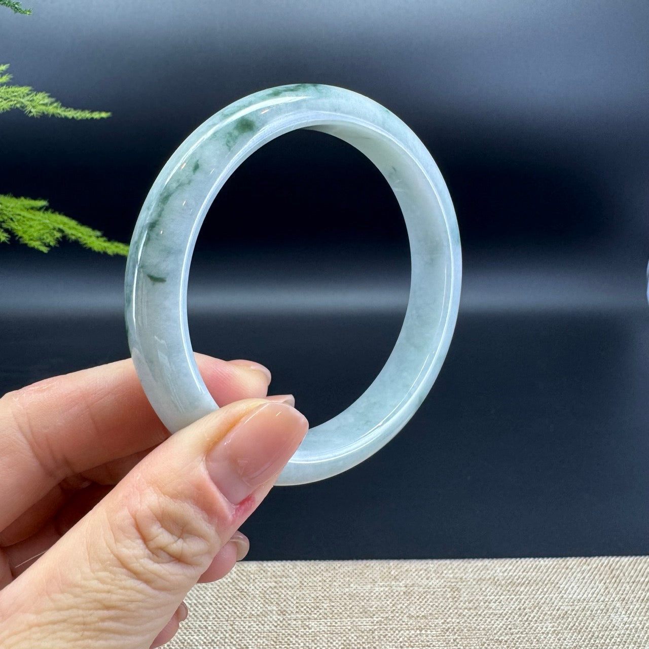 Genuine Burmese Green Jade Jadeite Bangle Bracelet ( 62.5mm )