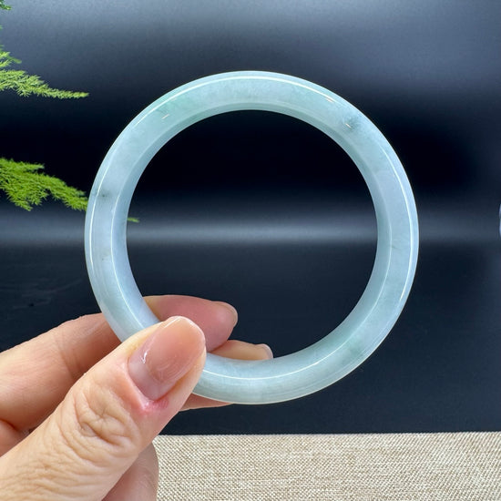 Genuine Burmese Green Jade Jadeite Bangle Bracelet ( 62.3mm )