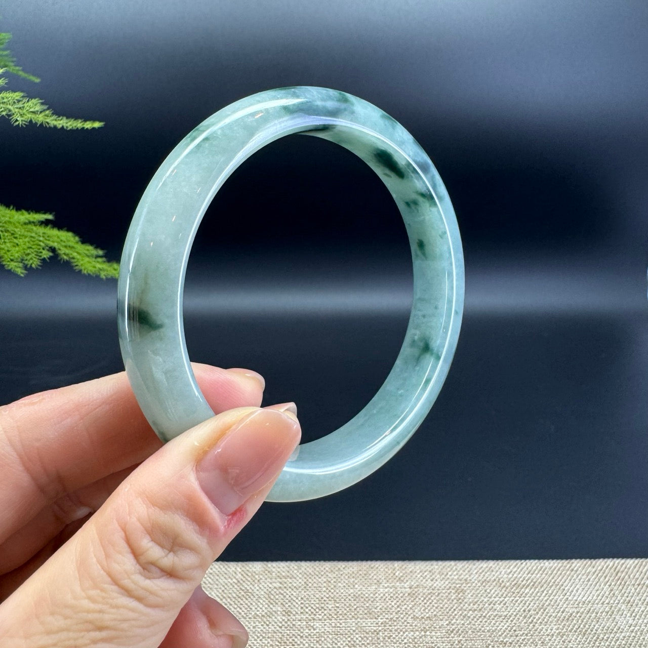 Genuine Burmese Green Jade Jadeite Bangle Bracelet ( 63.3mm )