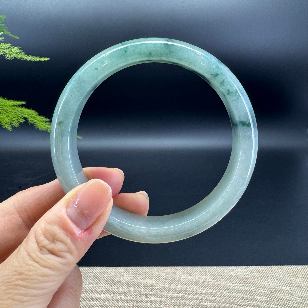 Genuine Burmese Green Jade Jadeite Bangle Bracelet ( 63.3mm )