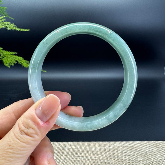 Genuine Burmese Oil Green Jade Jadeite Bangle Bracelet ( 63.2mm )