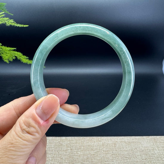 Genuine Burmese Oil Green Jade Jadeite Bangle Bracelet ( 63.2mm )