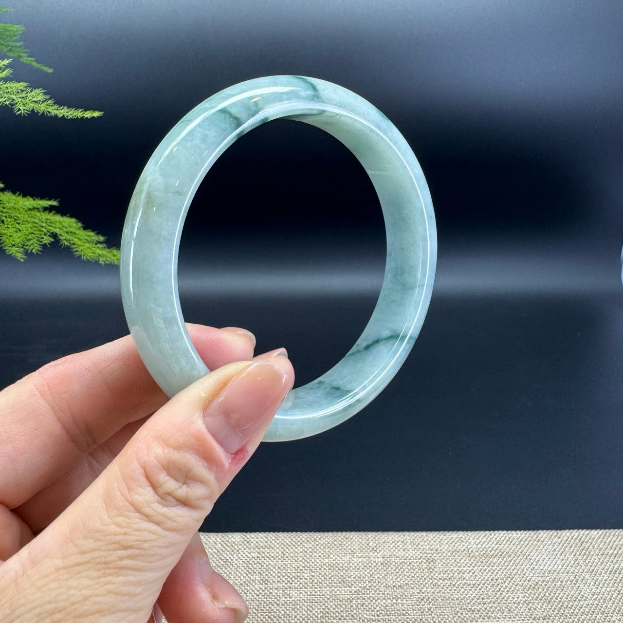 Genuine Burmese Green Jade Jadeite Bangle Bracelet ( 63.4mm )