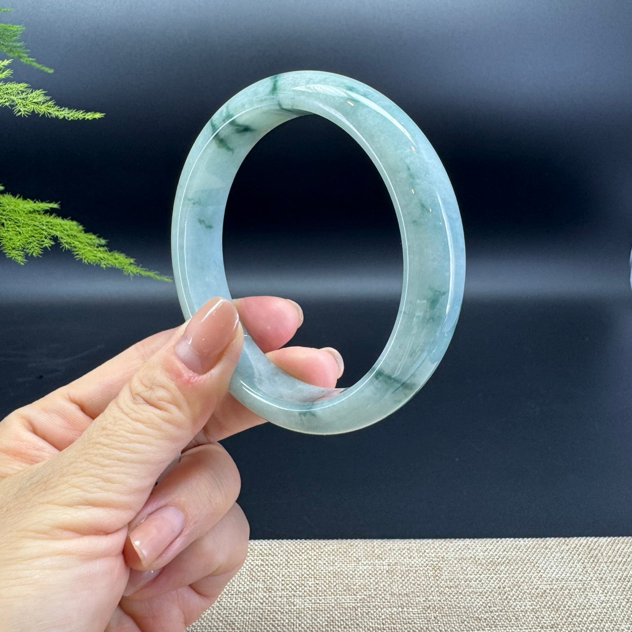Genuine Burmese Green Jade Jadeite Bangle Bracelet ( 63.4mm )
