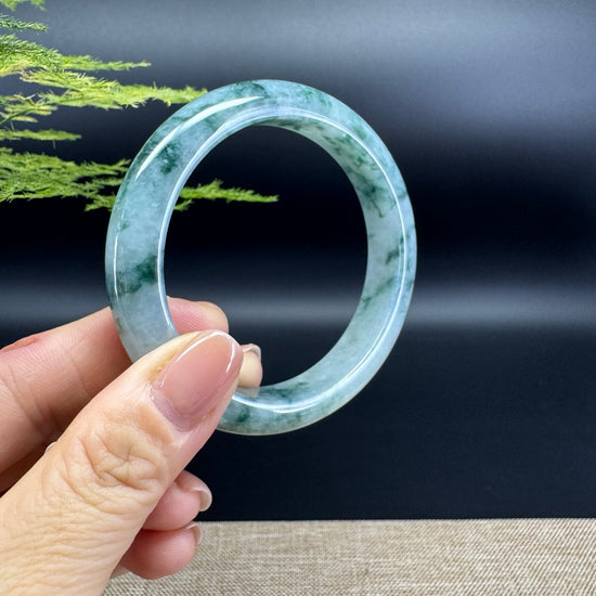 Genuine Burmese Icy Green Jade Jadeite Bangle Bracelet ( 58.2mm )