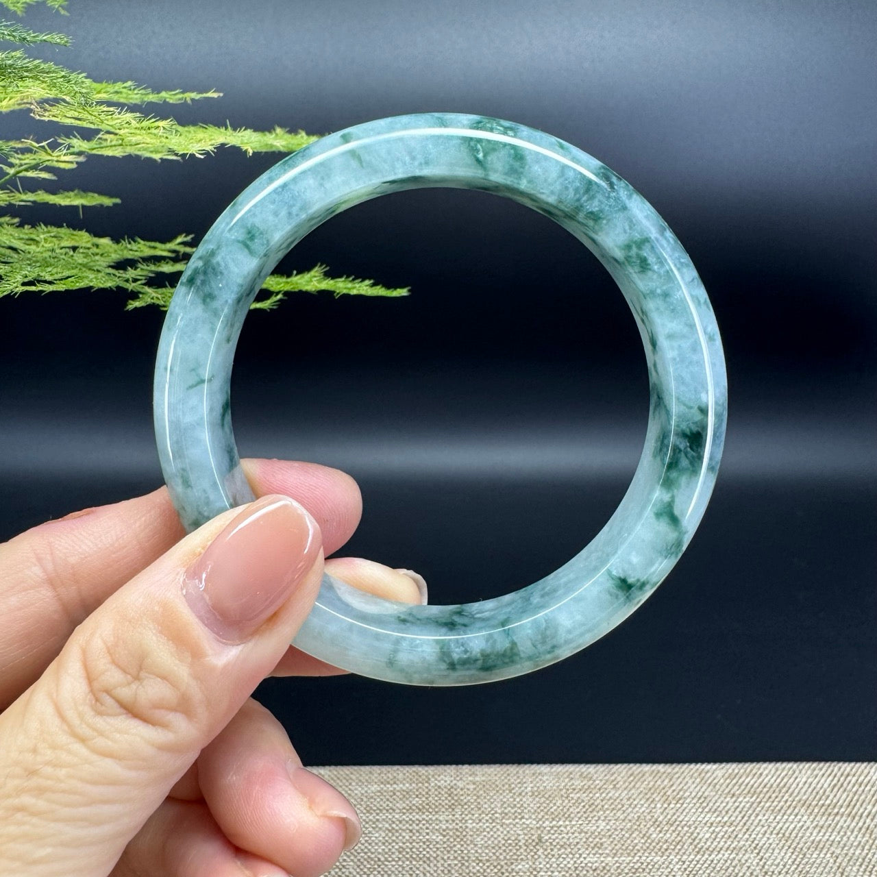 Genuine Burmese Icy Green Jade Jadeite Bangle Bracelet ( 58.2mm )