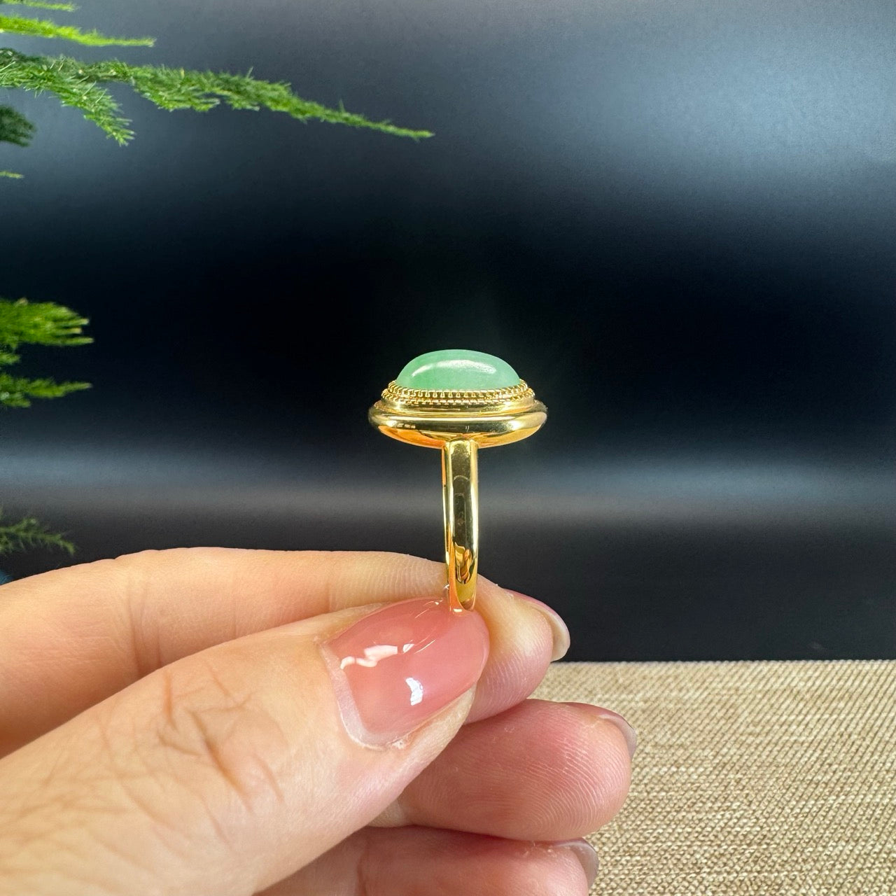 RealJade® "Signature Signet" 18K Yellow Gold Imperial Green Jadeite Jade Classic Ring