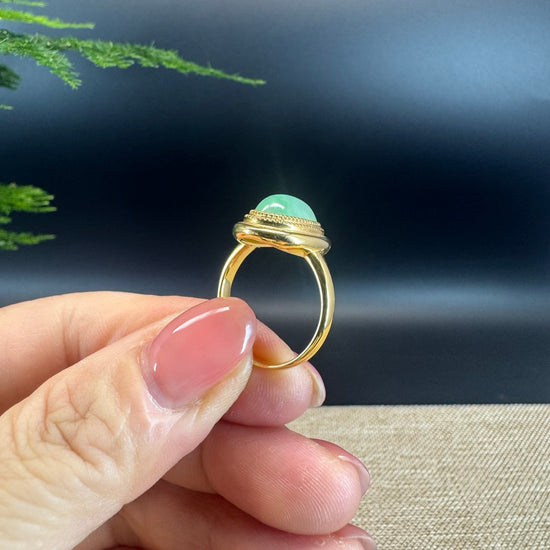 RealJade® "Signature Signet" 18K Yellow Gold Imperial Green Jadeite Jade Classic Ring